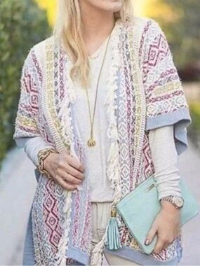 CAbi Fringe Trim Knit Oversized Poncho Sweater Med/Lg Boho Coastal